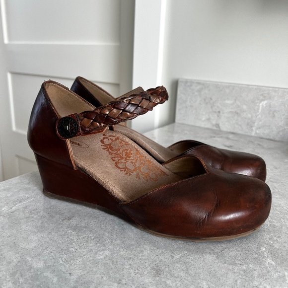 Aetrex wedge sandals - Picture 1 of 7